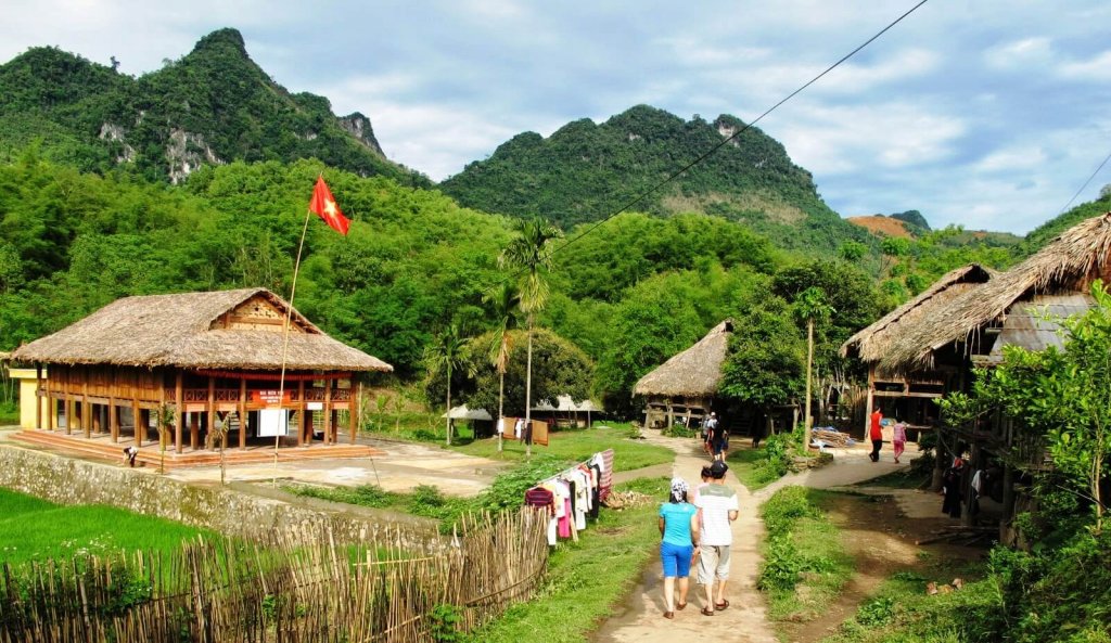 Mai Chau Pu Luong