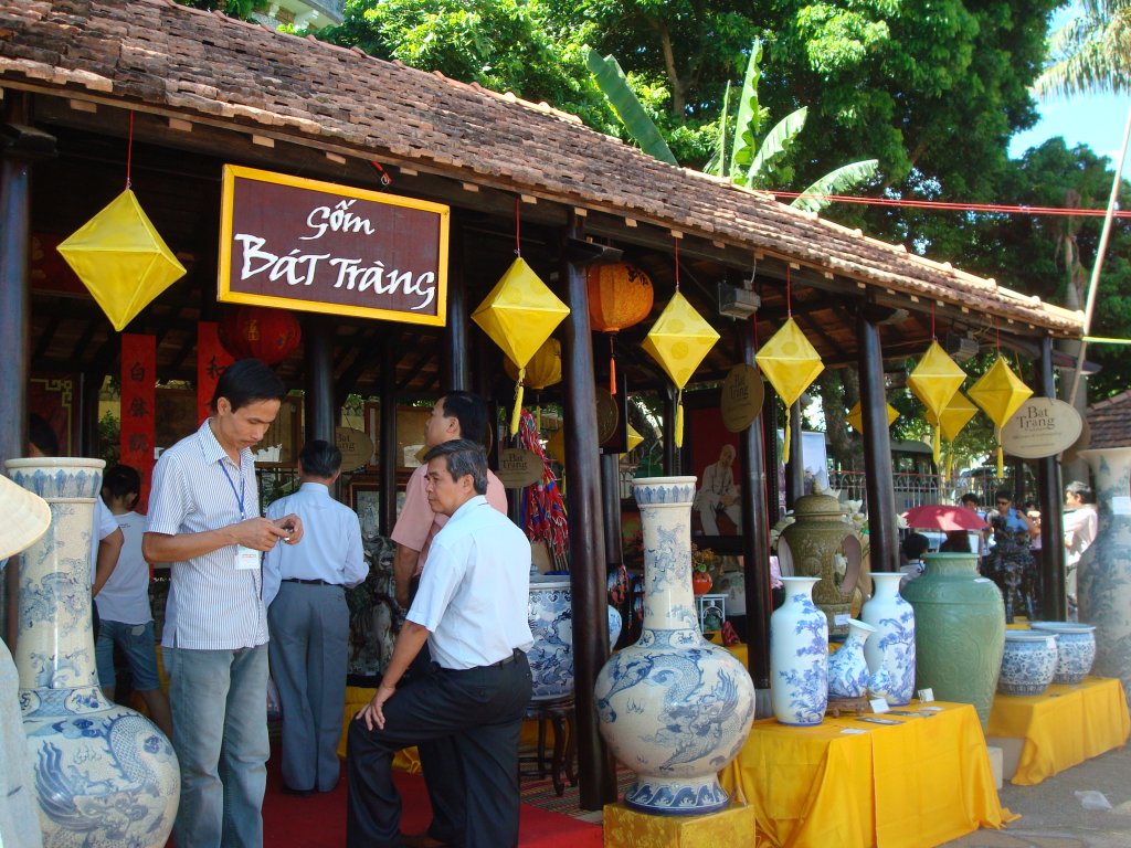 Traditional village and Pagoda 