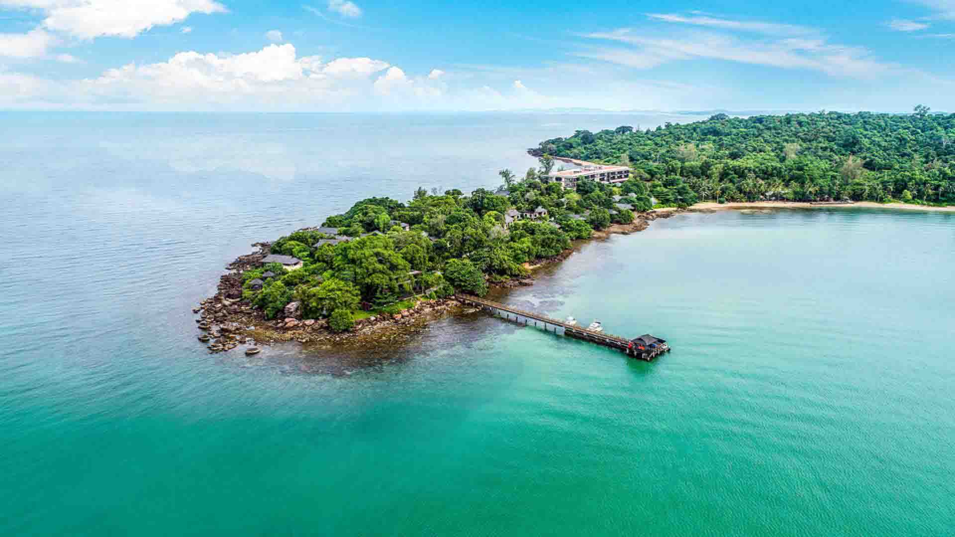 Camping Trip :2 Days 1 Night + 3 Islands
Xuong Island – Gam Ghi Island – May Rut Trong Island
