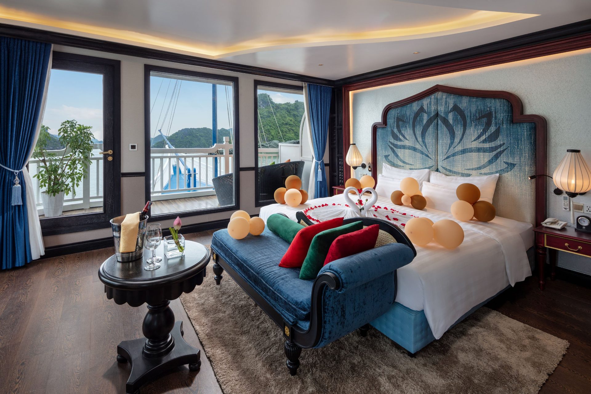 5 STAR AURORA CRUISE LAN HA BAY 2 DAYS 1 NIGHT